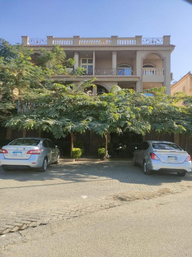 Luxurious Cairo Festival Star Apartment Exterior photo